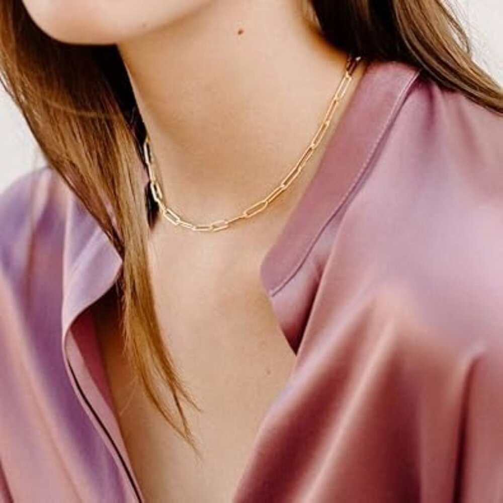 MOOHAM Dainty Gold Initial O Necklace - 14K Gold Plated Layered Hexagon Pendant - Picture 5 of 7